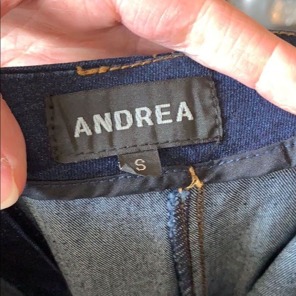 High low jean skirt - Picture 3 of 4